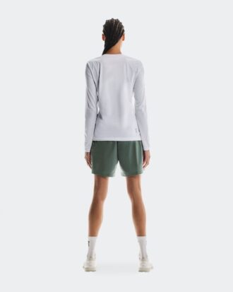 レディース 5″ Core Shorts Olive