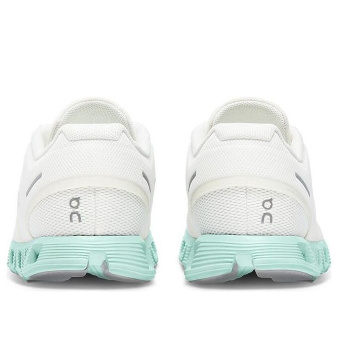 Cloud 5 “Undyed White Creek” Cloud 5 “Undyed White Creek”