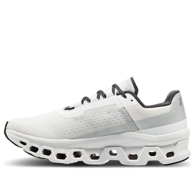 Cloudmonster “Undyed White Black”