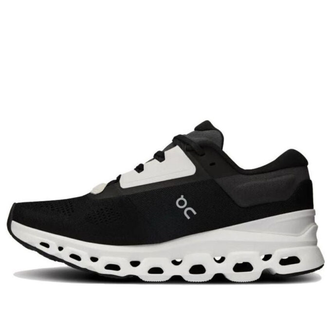Cloudstratus 3 “Black White” Cloudstratus 3 “Black White”
