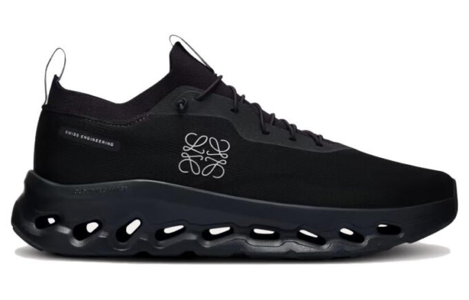 On Running x LOEWE Cloudtilt “All Black” On Running x LOEWE Cloudtilt “All Black”