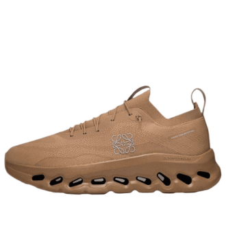 On Running x LOEWE Cloudtilt “Dark Sand”